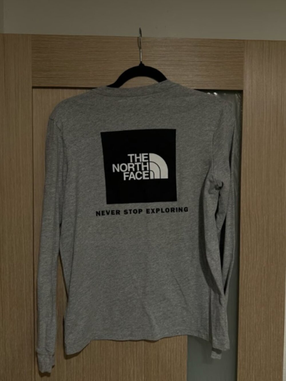 North Face women’s long sleeve